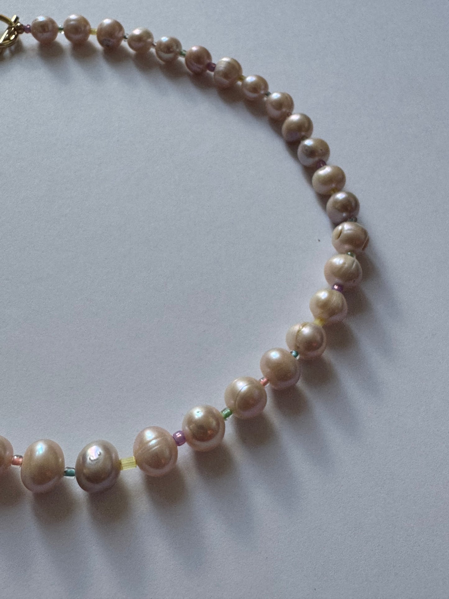 Pearl pastel necklace