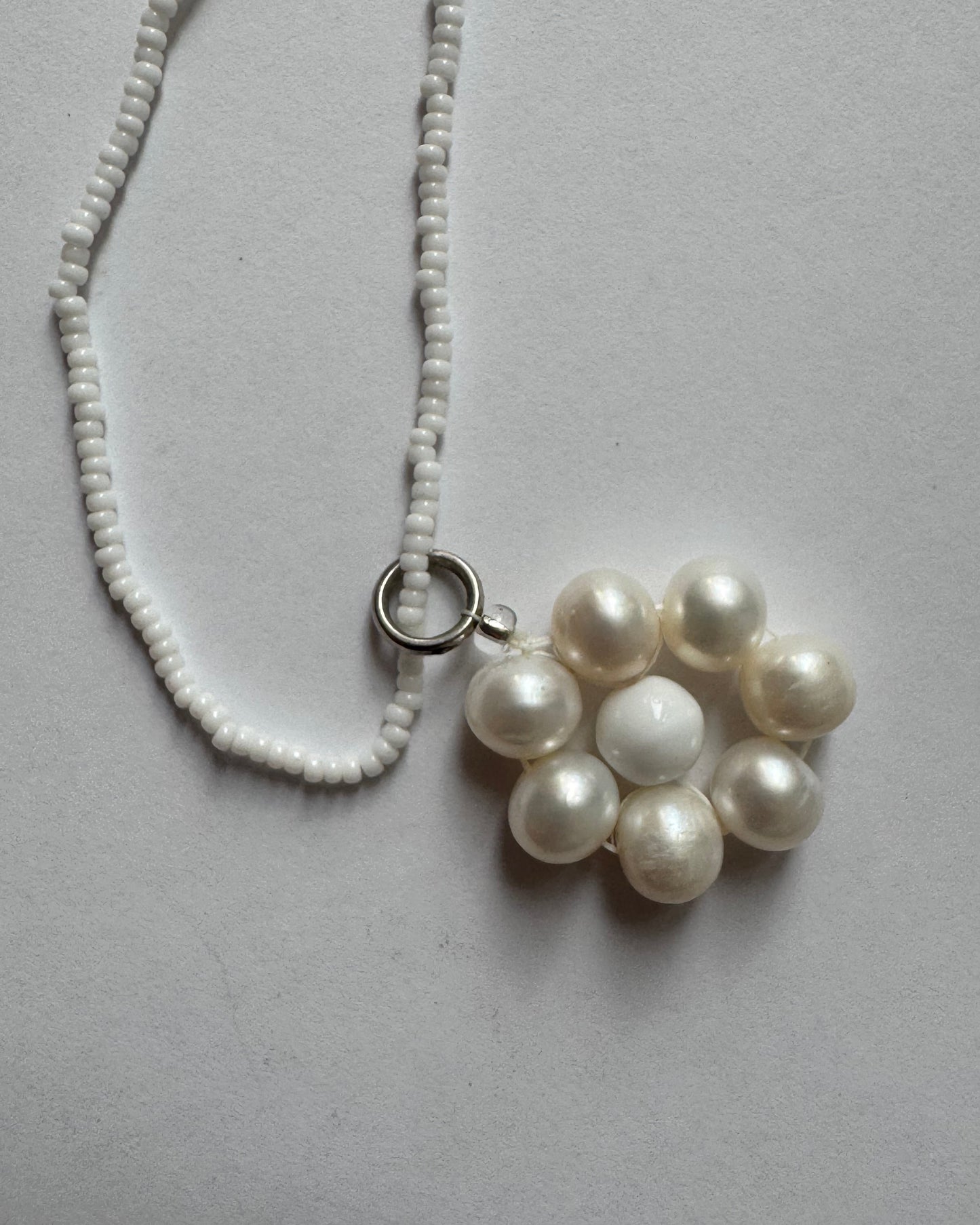 Pearl wedding necklace
